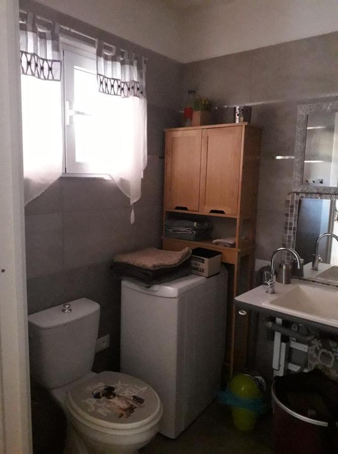 Les Violettes Apartment Ментона Екстериор снимка