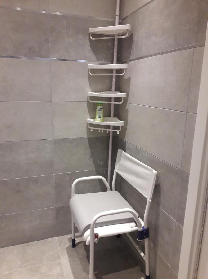 Les Violettes Apartment Ментона Екстериор снимка