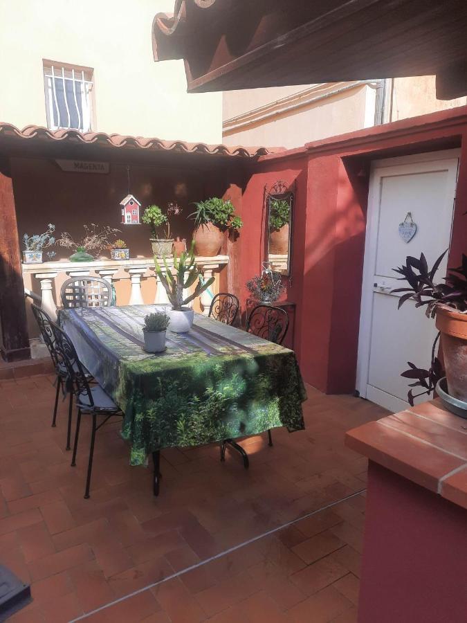 Les Violettes Apartment Ментона Екстериор снимка