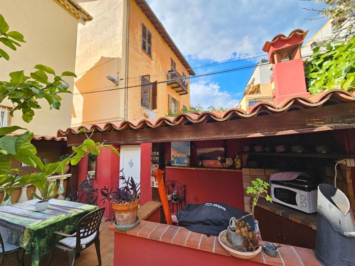 Les Violettes Apartment Ментона Екстериор снимка